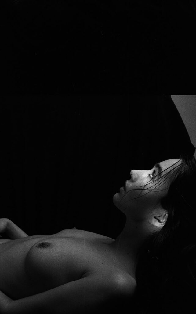 body nude akt black&white nagość black and white contemporary nude, Andrzej Pilichowski-Ragno 
